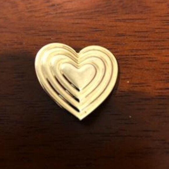 The Variety Club Vintage Gold Tone Rippled Heart Brooch Pin. - Picture 1 of 11